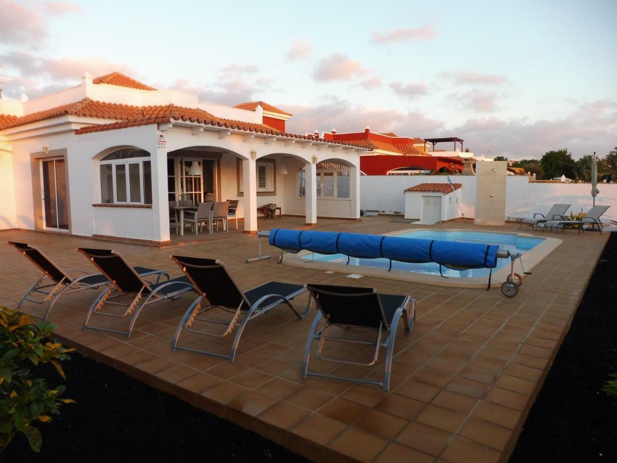 Villa Julaga Caleta De Fuste Exteriör bild